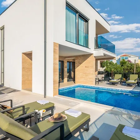 Luxury Karla With Pool * Trogir